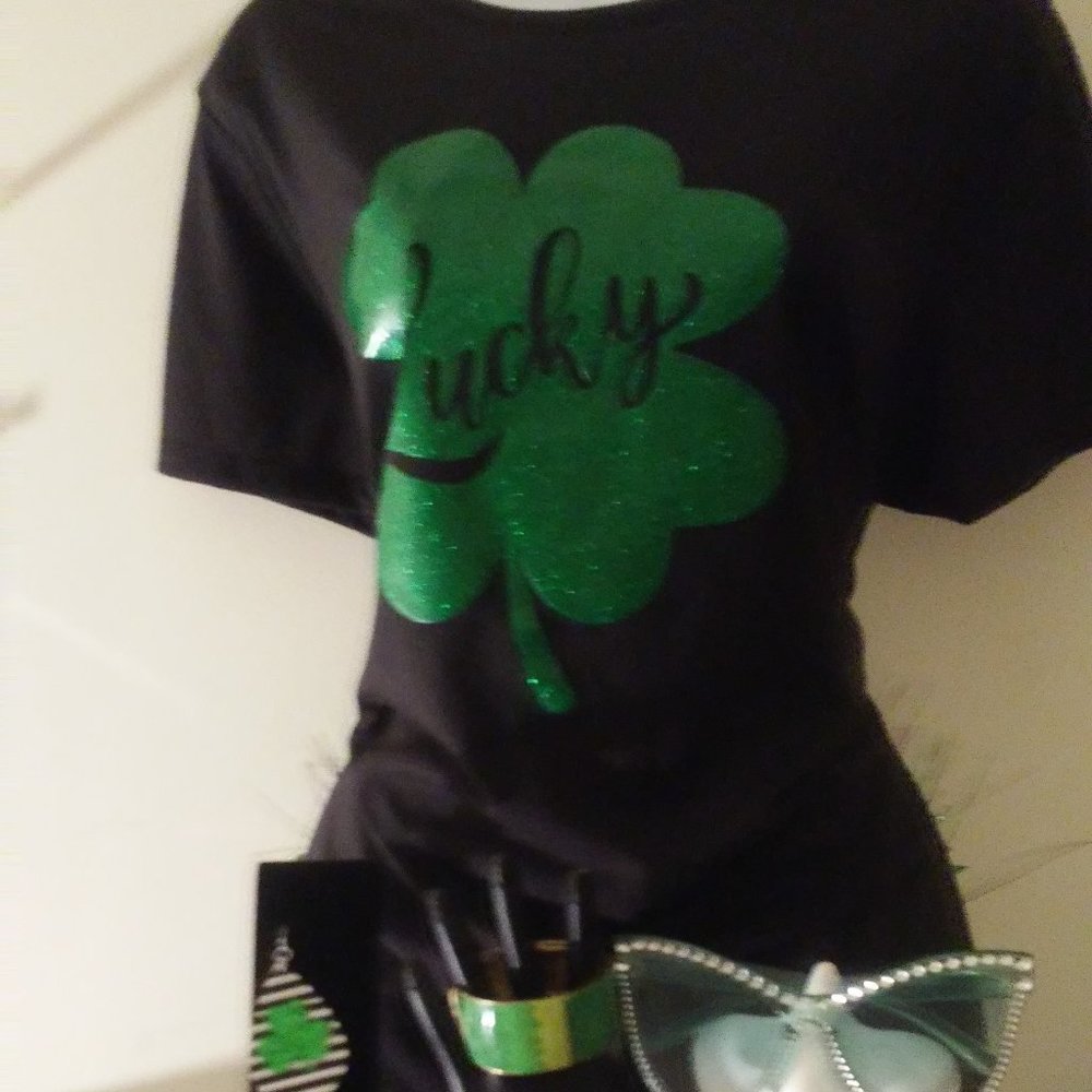 Irish Princess ( shirt & earrings only
